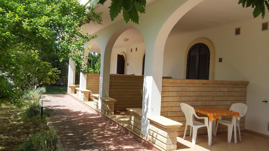 Villa More Monteroni di Lecce Habitación foto